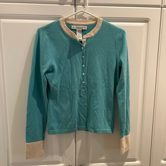 A. Gianetti Cashmere Long Sleeve Sweater Size Medium - Picture 1 of 6